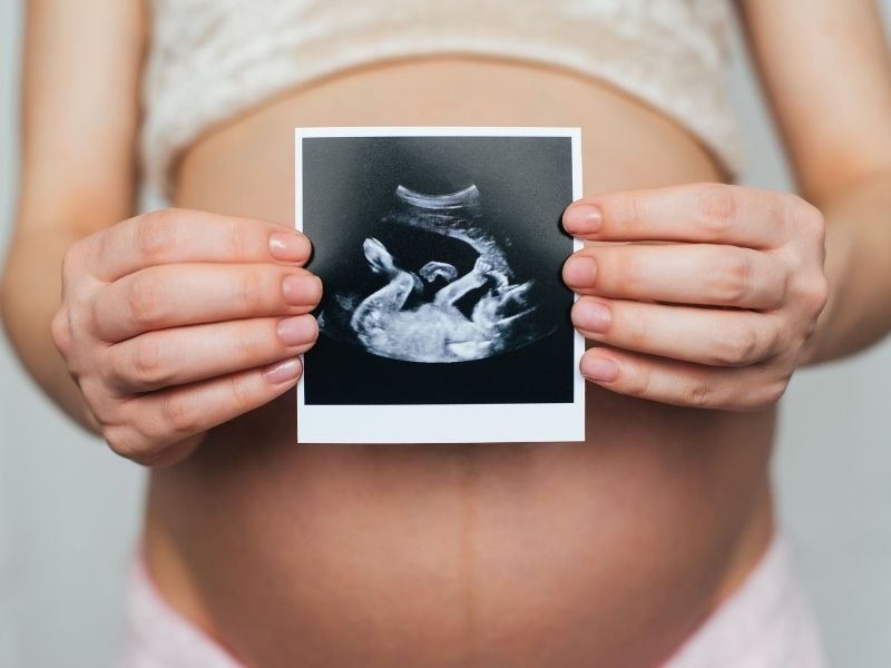 Egg donation and embryo donation